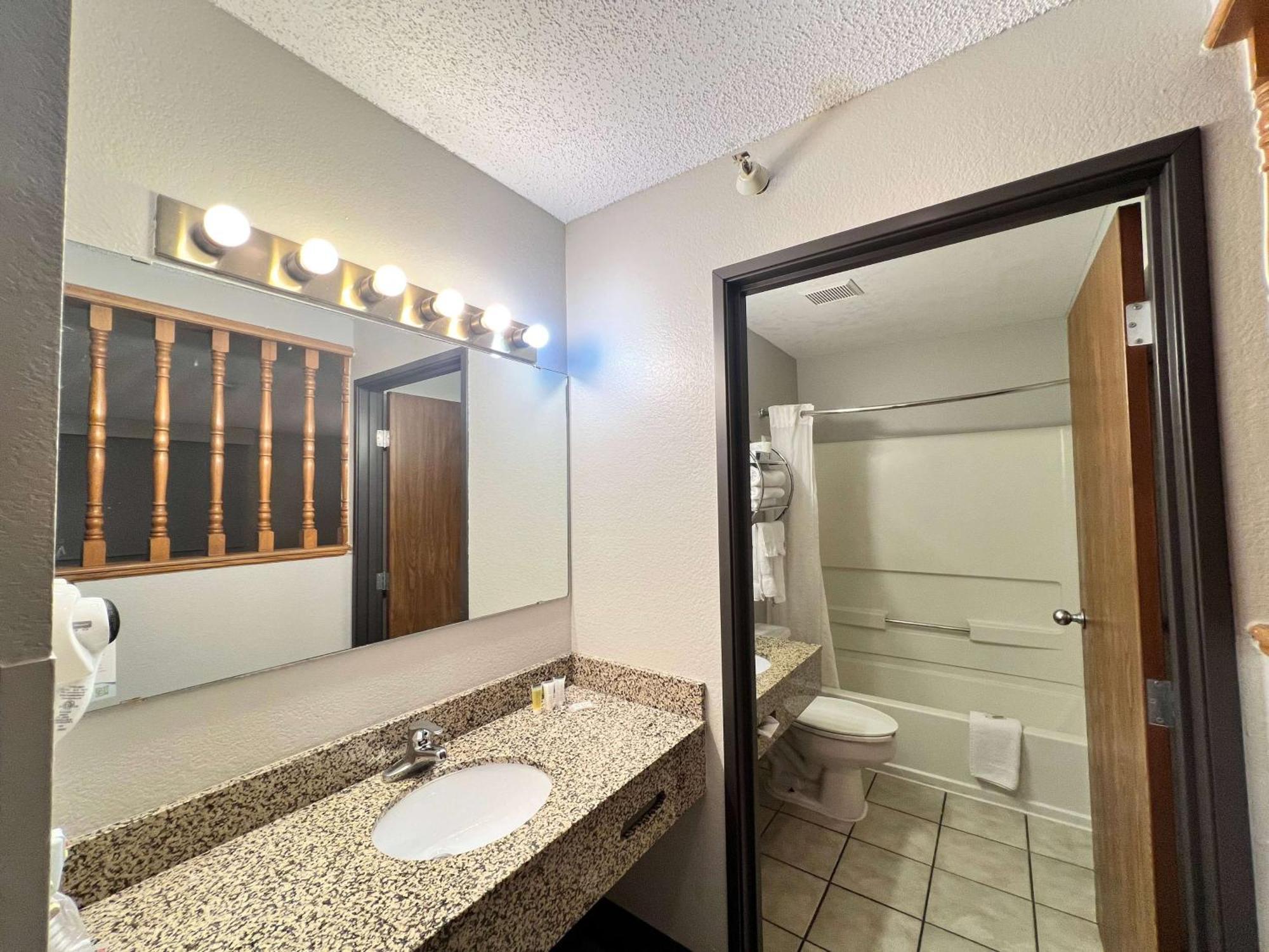 Antelope Inn & Suites Clearfield Zewnętrze zdjęcie