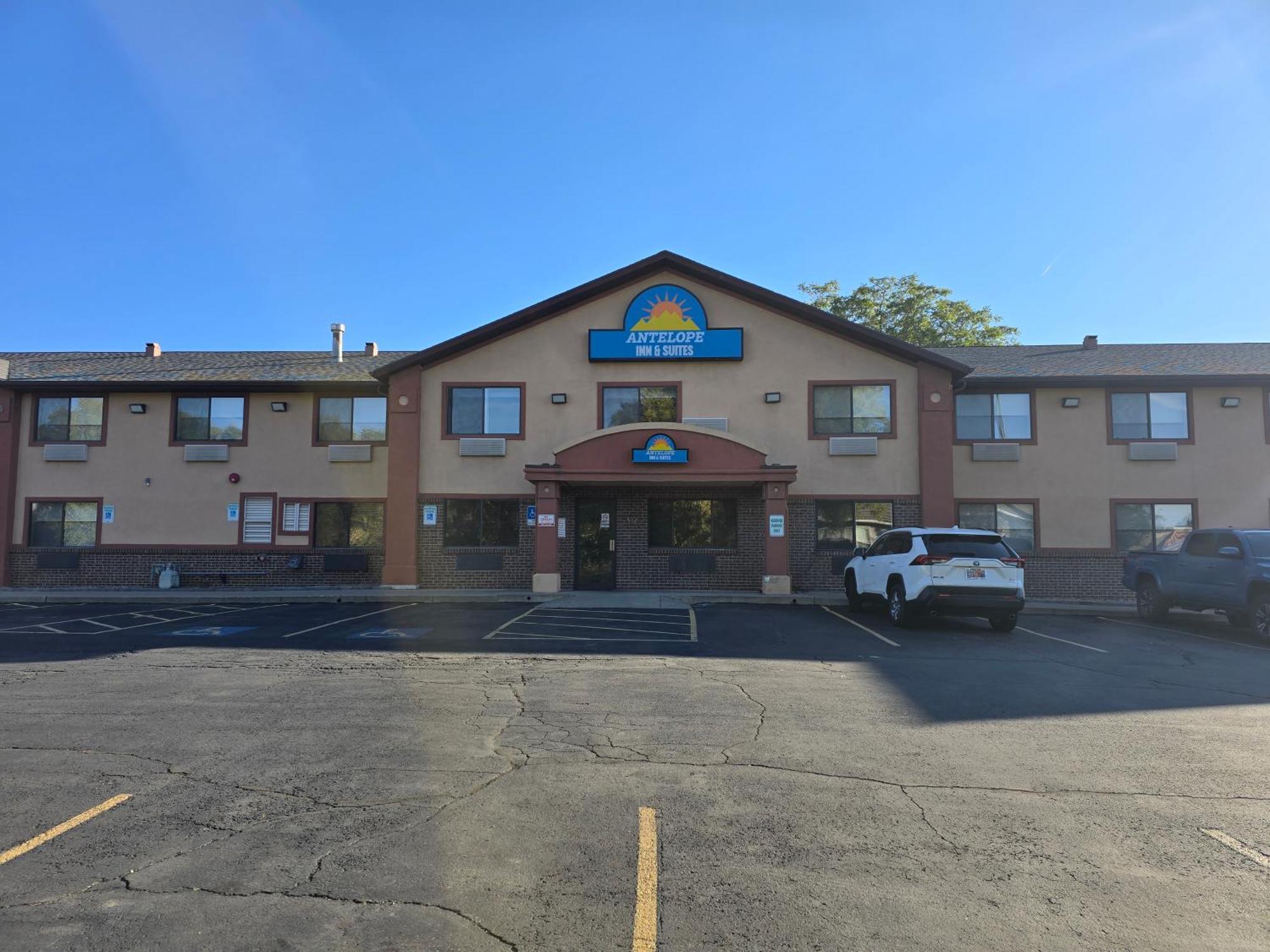 Antelope Inn & Suites Clearfield Zewnętrze zdjęcie
